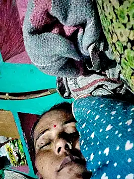 Pooja750 online show from 11-13-25, 06:51