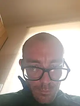 948197 online show from 11-18-25, 07:13