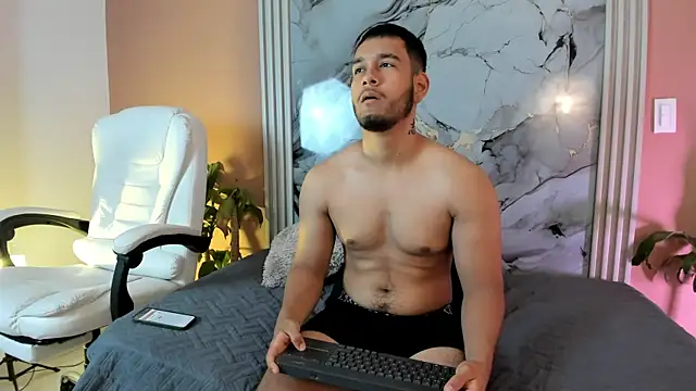 Snapshot of chatting on 02-10-26, 12:20 online show from 02-10-26, 12:20