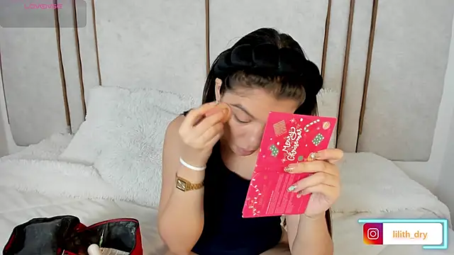 Lilith dry online show from 09-25-25, 02:32