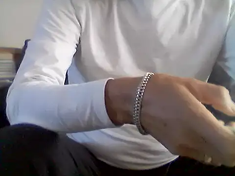 Snapshot of slaveman4you chatting on 11-05-25, 01:00 slaveman4you online show from 11-05-25, 01:00