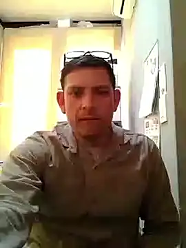 Snapshot of Az-09Ga chatting on 09-12-25, 03:23 Az-09Ga online show from 09-12-25, 03:23