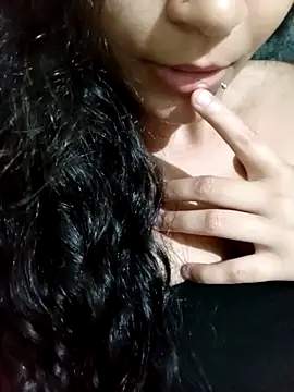 Snapshot of clarinha2 chatting on 10-09-25, 01:03 clarinha2 online show from 10-09-25, 01:03