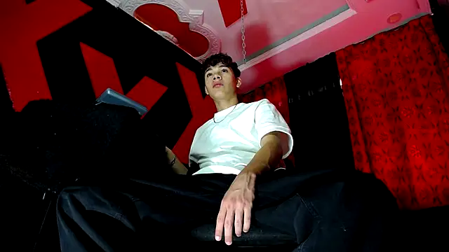 SemerHott online show from 09-29-25, 02:00