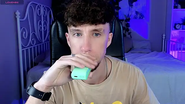 mark caron online show from 09-14-25, 03:16