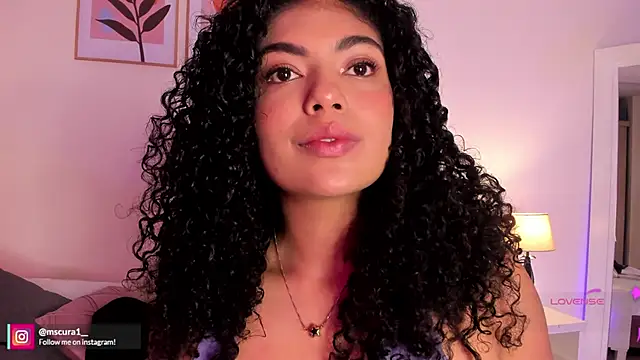 Snapshot of miss_curazao chatting on 06-08-26, 12:05 miss curazao online show from 06-08-26, 12:05