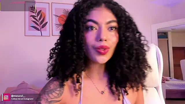 Snapshot of miss_curazao chatting on 06-09-26, 12:39 miss curazao online show from 06-09-26, 12:39