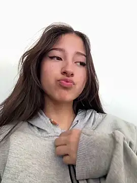 GiselleFever online show from 12-05-25, 06:37