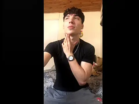 Snapshot of knielBgm chatting on 09-29-25, 07:30 knielBgm online show from 09-29-25, 07:30