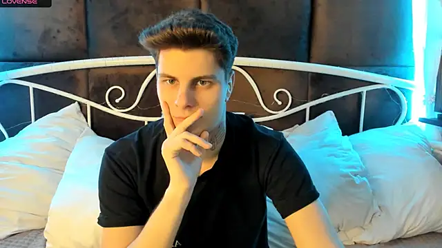 JackWolw online show from 01-11-26, 04:28