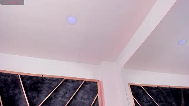 SusanaHenao online show from 04-22-26, 05:03