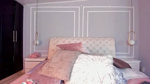 sakura Gomez online show from 10-07-25, 07:33