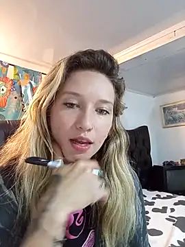 Snapshot of Licethf00x chatting on 10-04-25, 12:08 Licethf00x online show from 10-04-25, 12:08