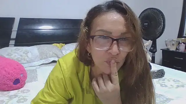 MiaVega online show from 11-09-25, 05:00