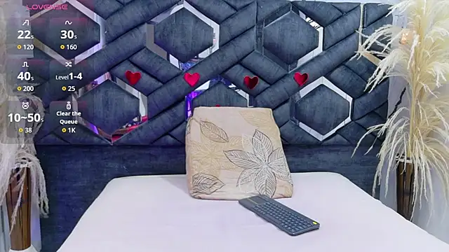 Natasha-Adams online show from 10-07-25, 09:23