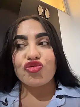 Snapshot of sofiiacarson chatting on 06-19-26, 07:50 sofiiacarson online show from 06-19-26, 07:50