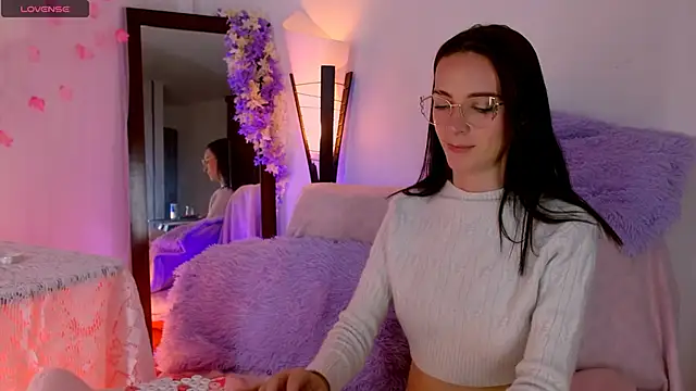 AuroraHans1 online show from 01-18-26, 12:47