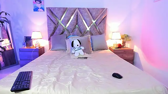 Snapshot of Hyunjin_Son chatting on 02-19-26, 12:45 Hyunjin Son online show from 02-19-26, 12:45