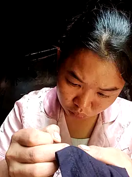 Snapshot of tanaka-00 chatting on 09-18-25, 02:02 tanaka-00 online show from 09-18-25, 02:02