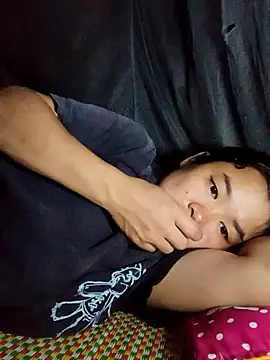 Snapshot of tanaka-00 chatting on 09-27-25, 02:55 tanaka-00 online show from 09-27-25, 02:55