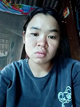 Snapshot of tanaka-00 chatting on 09-28-25, 03:45 tanaka-00 online show from 09-28-25, 03:45