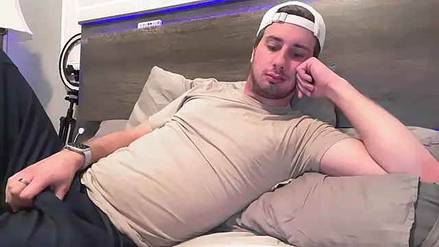 Snapshot of Matttsohot chatting on 10-09-25, 07:45 Matttsohot online show from 10-09-25, 07:45