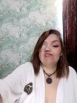 MayaLuna1 online show from 10-17-25, 04:53