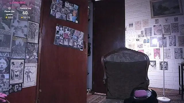 DiosaSexSymbol online show from 10-14-25, 02:23