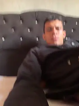 Snapshot of Mrjustin_sebas chatting on 02-15-26, 07:21 Mrjustin sebas online show from 02-15-26, 07:21