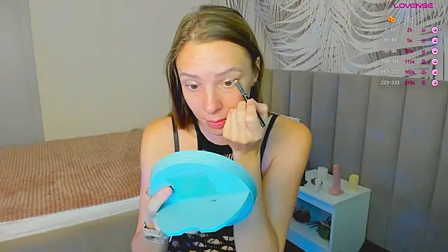 KiaraCaley online show from 11-26-25, 02:01