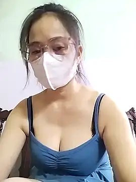 HELEN686 online show from 10-14-25, 05:14