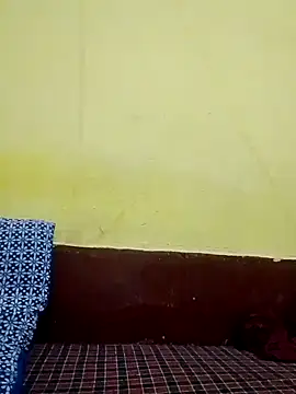 Snapshot of Angal_baby chatting on 09-15-25, 12:38 Angal baby online show from 09-15-25, 12:38