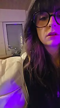 Snapshot of CornetDeGlace chatting on 11-09-25, 07:34 CornetDeGlace online show from 11-09-25, 07:34