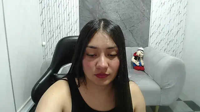 Ivony18 b online show from 10-28-25, 03:10