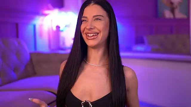 Snapshot of ArinaCarter chatting on 09-18-25, 05:48 ArinaCarter online show from 09-18-25, 05:48