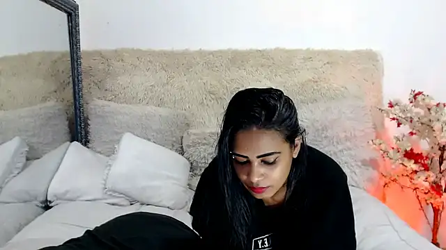 indianchic89 online show from 02-27-25, 09:25