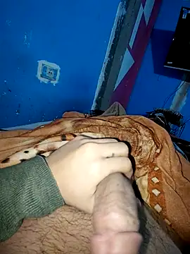 Snapshot of Exotic19cm chatting on 12-03-25, 07:16 Exotic19cm online show from 12-03-25, 07:16