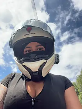 AlannaEvons online show from 07-14-26, 07:41
