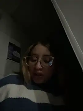 Snapshot of mia_skys chatting on 02-09-26, 10:08 mia skys online show from 02-09-26, 10:08