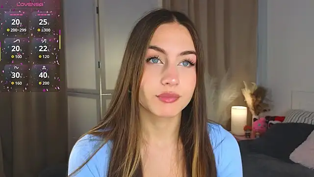 Moonlight1Sonata1 online show from 10-10-25, 09:08