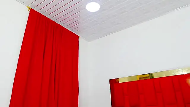 Snapshot of jamesrodriguez44 chatting on 11-08-25, 03:18 jamesrodriguez44 online show from 11-08-25, 03:18