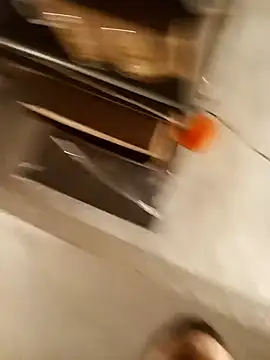 Snapshot of krysztalowy chatting on 11-27-25, 12:13 krysztalowy online show from 11-27-25, 12:13