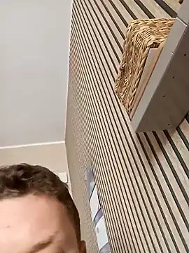 Snapshot of krysztalowy chatting on 12-03-25, 09:40 krysztalowy online show from 12-03-25, 09:40