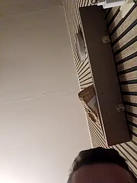 Snapshot of krysztalowy chatting on 02-18-26, 02:40 krysztalowy online show from 02-18-26, 02:40