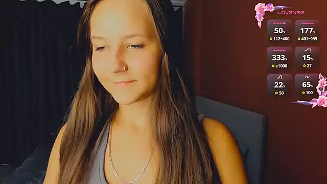 Snapshot of day_may chatting on 10-05-25, 12:47 day may online show from 10-05-25, 12:47