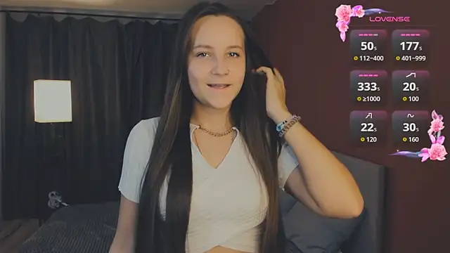 Snapshot of day_may chatting on 11-06-25, 01:01 day may online show from 11-06-25, 01:01