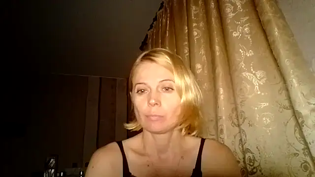 LiluXRose online show from 09-25-25, 08:34