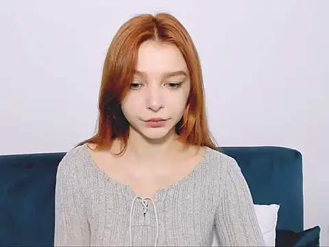 AmberSensitive online show from 12-19-25, 07:04