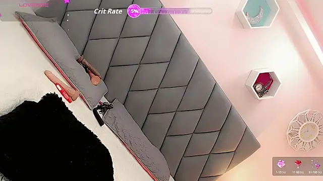 Snapshot of Amira_Ember chatting on 09-30-25, 08:25 Amira Ember online show from 09-30-25, 08:25