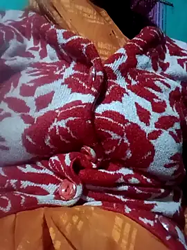 Snapshot of Radha8080 chatting on 11-16-25, 03:50 Radha8080 online show from 11-16-25, 03:50